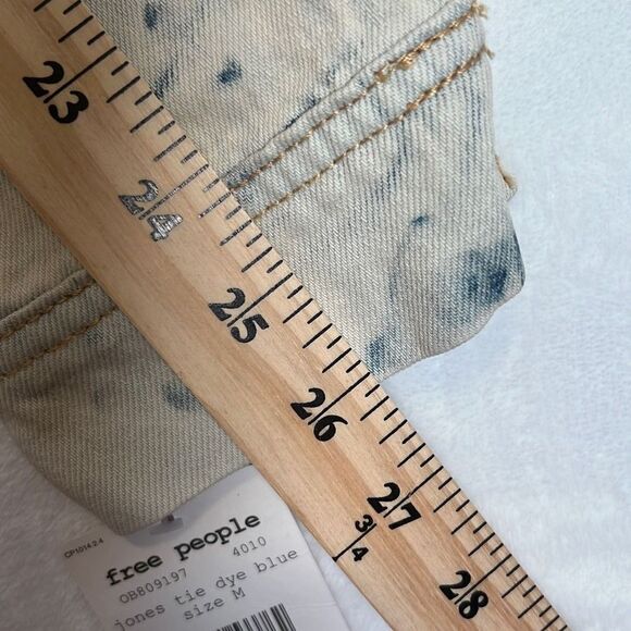 Free People Rumors Denim Jean Jacket- NWT- Women Medium - Picture 6 of 11